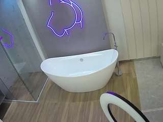voyeurcam-casa-salsa-bathroom-5