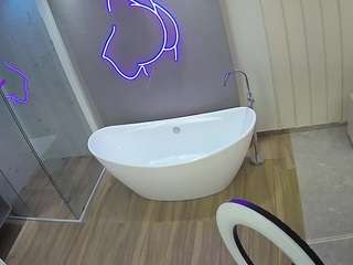 voyeurcam-casa-salsa-bathroom-5