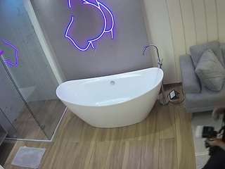 voyeurcam-casa-salsa-bathroom-5 webcam model