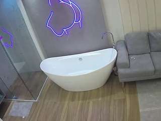 voyeurcam-casa-salsa-bathroom-5