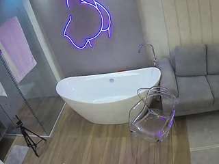 voyeurcam-casa-salsa-bathroom-5