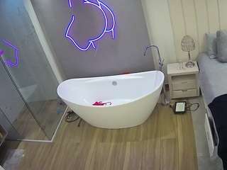 voyeurcam-casa-salsa-bathroom-5