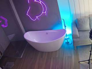 voyeurcam-casa-salsa-bathroom-5
