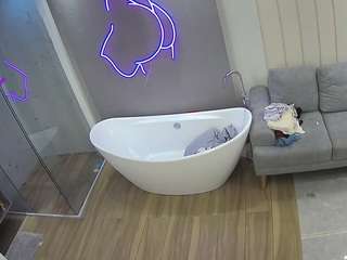 voyeurcam-casa-salsa-bathroom-5