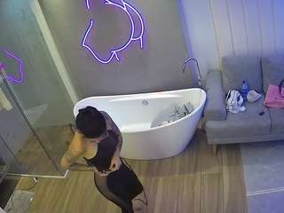 voyeurcam-casa-salsa-bathroom-5