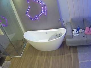voyeurcam-casa-salsa-bathroom-5