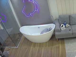 voyeurcam-casa-salsa-bathroom-5