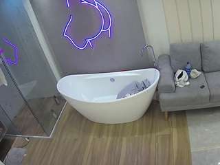 voyeurcam-casa-salsa-bathroom-5