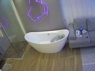 voyeurcam-casa-salsa-bathroom-5