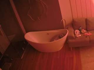 voyeurcam-casa-salsa-bathroom-5