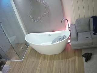 voyeurcam-casa-salsa-bathroom-5