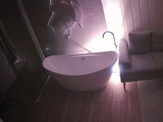 voyeurcam-casa-salsa-bathroom-5
