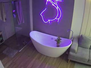 voyeurcam-casa-salsa-bathroom-5