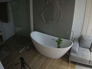 voyeurcam-casa-salsa-bathroom-5