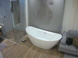 voyeurcam-casa-salsa-bathroom-5