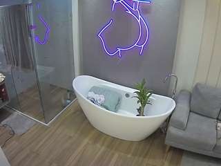 voyeurcam-casa-salsa-bathroom-5