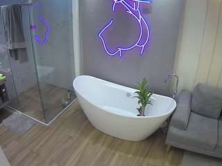 voyeurcam-casa-salsa-bathroom-5