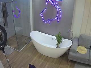 voyeurcam-casa-salsa-bathroom-5