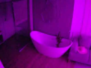 voyeurcam-casa-salsa-bathroom-5 live cam profile