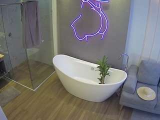 voyeurcam-casa-salsa-bathroom-5