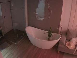 voyeurcam-casa-salsa-bathroom-5