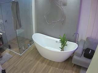 voyeurcam-casa-salsa-bathroom-5