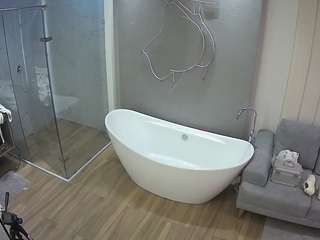voyeurcam-casa-salsa-bathroom-5