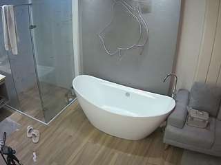 voyeurcam-casa-salsa-bathroom-5