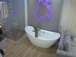 voyeurcam-casa-salsa-bathroom-5