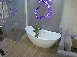 voyeurcam-casa-salsa-bathroom-5