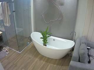 voyeurcam-casa-salsa-bathroom-5