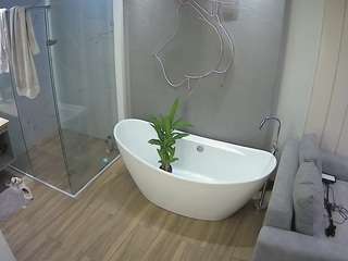 voyeurcam-casa-salsa-bathroom-5