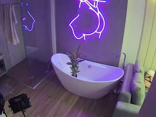 voyeurcam-casa-salsa-bathroom-5