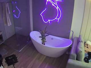 voyeurcam-casa-salsa-bathroom-5