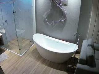voyeurcam-casa-salsa-bathroom-5