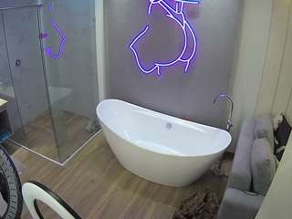 voyeurcam-casa-salsa-bathroom-5