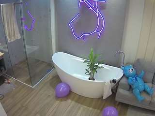 voyeurcam-casa-salsa-bathroom-5