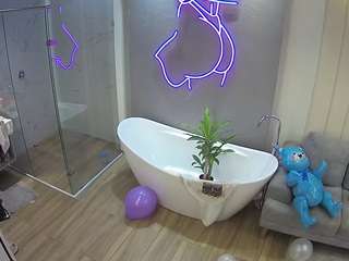 voyeurcam-casa-salsa-bathroom-5