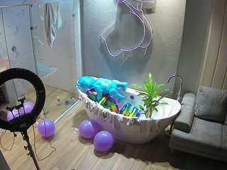 voyeurcam-casa-salsa-bathroom-5