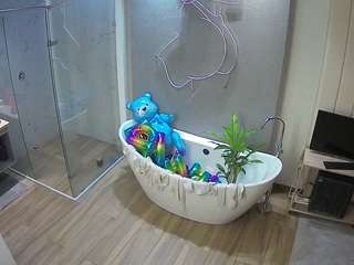 voyeurcam-casa-salsa-bathroom-5