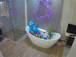 voyeurcam-casa-salsa-bathroom-5