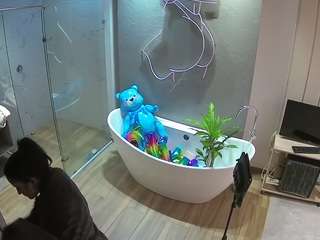 voyeurcam-casa-salsa-bathroom-5
