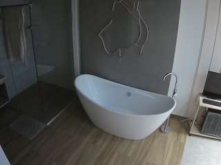 voyeurcam-casa-salsa-bathroom-5