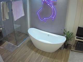 voyeurcam-casa-salsa-bathroom-5