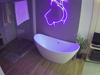 voyeurcam-casa-salsa-bathroom-5 webcam model