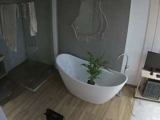 voyeurcam-casa-salsa-bathroom-5