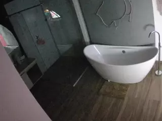 Casa Salsa Bathroom 5's Live Sex Cam Show