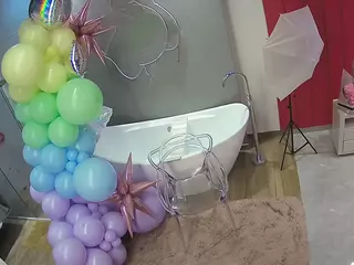 Casa Salsa Bathroom 5's Live Sex Cam Show