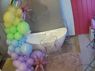 Casa Salsa Bathroom 5's Live Sex Cam Show