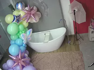 Casa Salsa Bathroom 5's Live Sex Cam Show